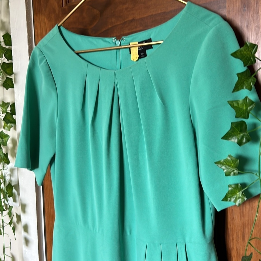 TAHARI Tailored Fit Midi Knee Length Dress in Seaglass Green |10 P - Picture 3 of 7